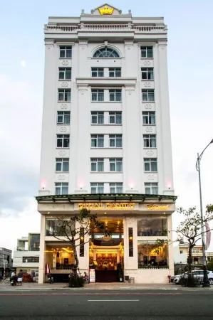 Khách sạn Royal Family Đà Nẵng