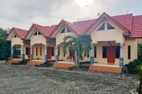 RedDoorz @ Puncak Tahura Hotel Bengkulu Tengah Hotels near Pantai Jakat
