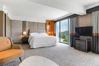 Sheraton Universal Отели рядом с достопримечательностью «UCLA Meteorite Gallery»
