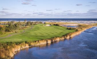 Rodd Crowbush Golf & Beach Resort