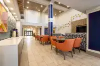 Holiday Inn Express & Suites FESTUS - SOUTH ST. LOUIS by IHG - breakfast