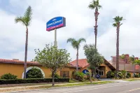 Howard Johnson by Wyndham National City/San Diego South Hotels in National City