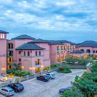 Mestil Hotel & Residences Hotel Exterior