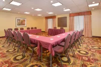 Hampton Inn Muscatine - Bãi đậu xe