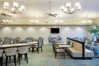 Homewood Suites by HIlton Port St. Lucie-Tradition - parking