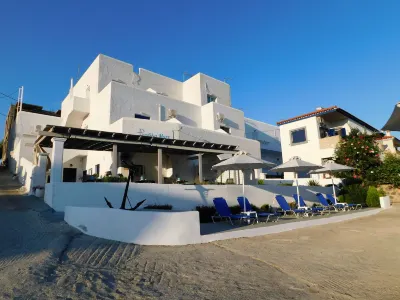 Perdika Mare Guesthouse Hotel dekat Paralia Panagitsa