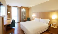 Sercotel Porta Barcelona Hotels in der Nähe von Skp-Game