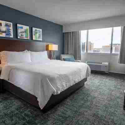 Holiday Inn Sioux Falls-City Centre Rooms