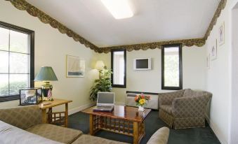 712 Inn