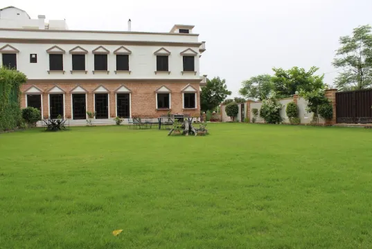 巴格瓦蒂維拉斯酒店