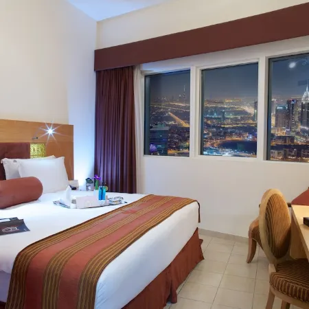 Tamani Marina Hotel & Apartments Отели рядом с достопримечательностью «Здание CNN в Дубае»