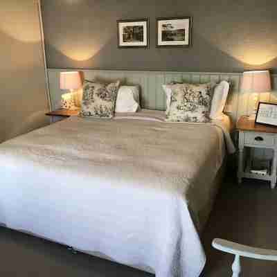 Higher Buck Inn Rooms