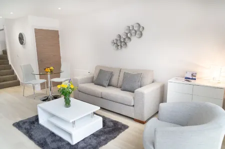 Citystay Living - Park House Отели рядом с достопримечательностью «Колледж Кембридж Маслим»