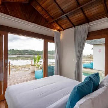 Indigo Blue Ceningan โรงแรมใกล้หาด Lebaoh