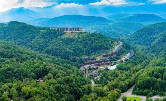 Westgate Smoky Mountain Resort & Water Park