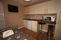 Central Studios Gloucester Road by Roomsbooked - 2 estrellas