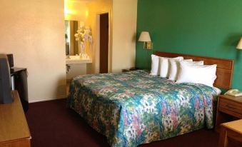 Super 7 Inn Siloam Springs - Housity