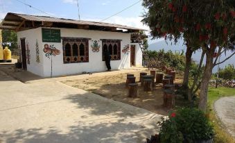 Thuji Homestays