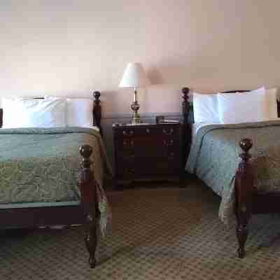 The Charles Inn at Vacationland Inns Rooms