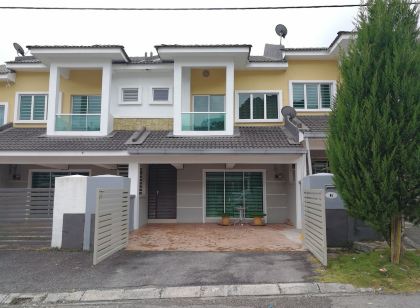 The Woodz Homestay - 2 Storey House