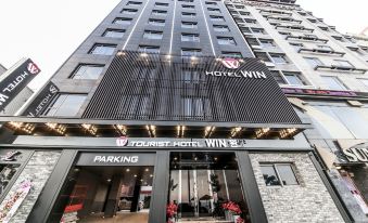 Win Hotel