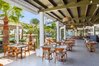 Crystal Springs Beach Hotel - Wifi
