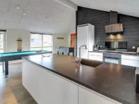 "Yakari" - 300m from the Sea