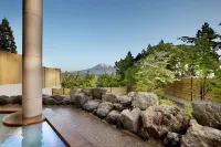 Romantopia, A Landscape of Forest and Stars, the Swan, Hotel of Stars