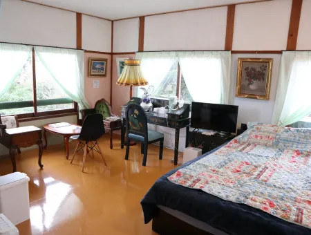 Pension Aruba Where You Can Stay in the Same Room