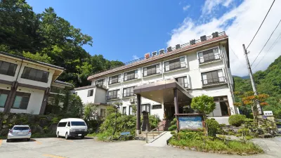 Iwazonokan Hotels in Minami-Alps