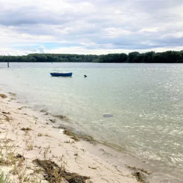 "Constance" - 50m from the Sea