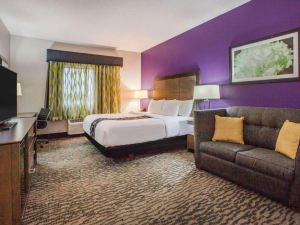 La Quinta Inn & Suites by Wyndham Elkhart