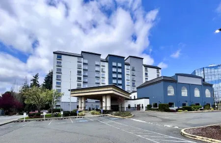 Holiday Inn Express Federal Way - Seattle South Отели в г. Федерал-Уэй