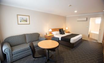 Best Western Plus All Settlers Motor Inn