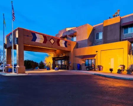 Inn at Santa Fe, SureStay Collection by Best Western Hotels in Santa Fe