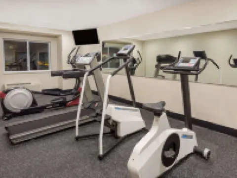 Microtel Inn & Suites by Wyndham Richmond Airport Hotéis em Sandston