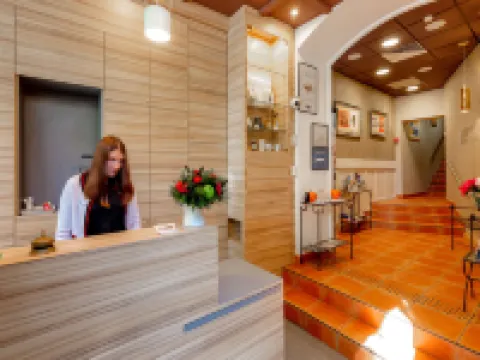 キリヤード アヴィニヨン パレ デ パップ アヴィニョンのホテル