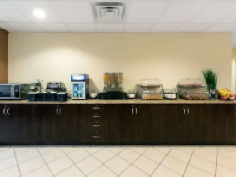 マイクロテル イン アンド スイーツ イーグル パス イーグル・パスのホテル