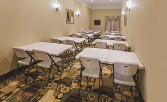 La Quinta Inn & Suites by Wyndham Livingston