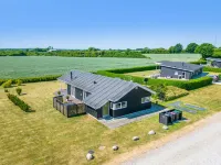 "Iorund" - 550m from the Sea - 民宿