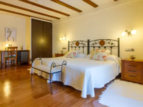 Hotel Tossal d'Altea โรงแรมในAltea