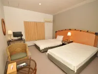 Resort House Minami Hotels in Kumejima