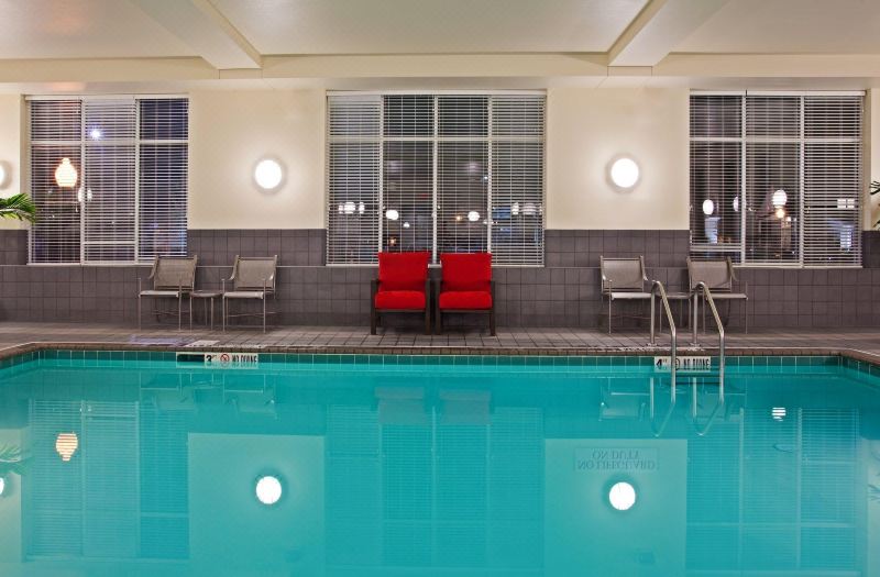 Doubletree by Hilton Chicago Midway Airport photo 5