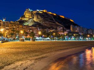 Luxury New Loft City Centre & Castle, Alicante