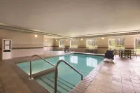 Country Inn & Suites by Radisson, Green Bay North Hotels in Howard