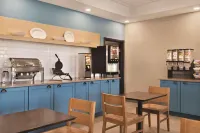 Country Inn & Suites by Radisson, Bradenton-Lakewood Ranch, FL - Desayuno