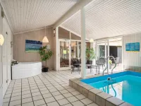 "Isto" - 250m from the Sea