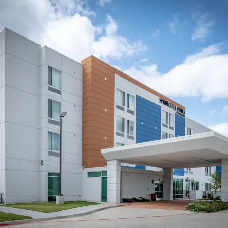 SpringHill Suites Dallas Central Expressway Отели рядом с достопримечательностью «Парк Уайт Рок Лейк»