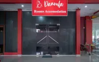 RedDoorz Plus @ Rawamangun Hotels in East Jakarta
