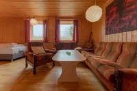 Unique Location - Bodanes - Hoydalar - 6 BR Villa Hotels near Eysturoy Tunnel